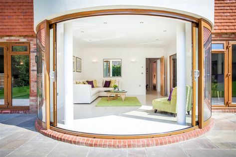 Large open Curved Glass Sliding Doors Sussex Patio Door Installation, Kitchen Nooks, Glass Wall Design, Curved Patio, Sliding Door Window Treatments, Glass Patio, Glass Doors Patio, Sliding Door Design, Glass Extension