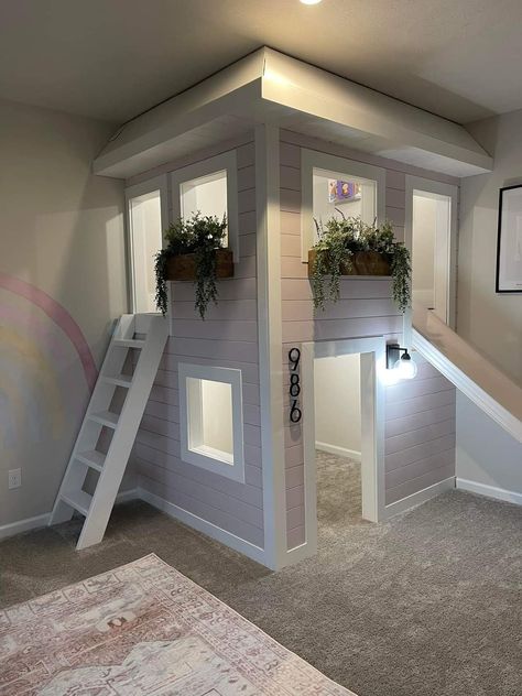 Playhouse Room Ideas, Playroom Playhouse With Slide, Play House In Playroom, Diy Loft Play Area, Diy Play House Indoor, Kids Play House Indoor, Interior Playhouse Ideas, Playroom Loft Ideas For Kids, Diy Playhouse Indoor