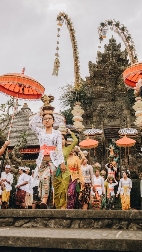 Ubud Palace, Day Of Silence, Bali Resort, Ancient Village, Sports Water Bottle, Girl Dad, Traditional Music, Spiritual Experience, Cultural Activities