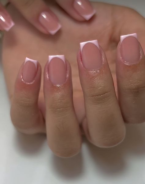 Short Nails Nurse, Small Nails Color, Natural Nail Pink French Tip, Light Nails Square, Old Money Nails Square, Shorties Inspo Nails, Medical Assistant Nails, Acrylic Nails Natural Pink, Cute Professional Nails