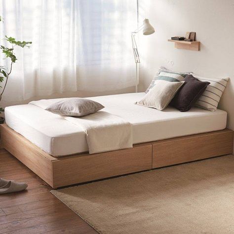 Muji Bed, Bedframe Ideas, Bilik Tidur Minimalis, Muji Bedroom, Bilik Tidur Kecil, Bilik Tidur Mewah, Reka Bentuk Bilik Tidur, Muji Home, Muji Style