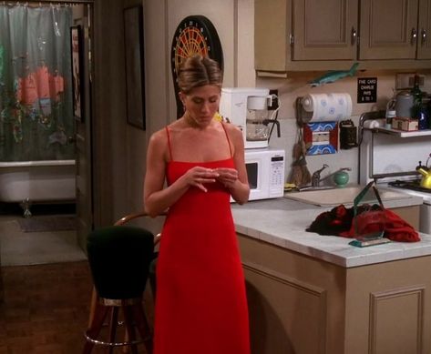 FRIENDS 2001 (S7 E18) Rachel "The One With Joey's Award". Estilo Rachel Green, Rachel Green Friends, Rachel Green Style, Rachel Green Outfits, Rachel Friends, Jenifer Aniston, Houndstooth Dress, Tropical Dress, Rachel Green