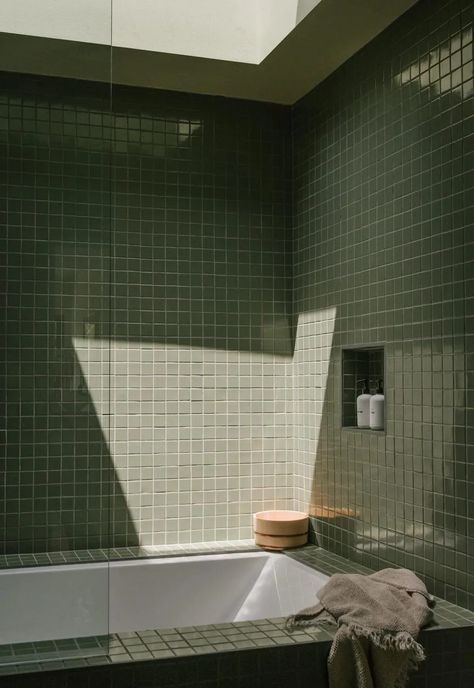 Contemporary bathroom with green mosaic tiles, wall niche and roof light | Home tour - a calming mid-century bungalow in California | These Four Walls blog Ceramic Shower Tile, Mid Century Bungalow, Japandi Bathroom, Green Mosaic Tiles, Green Tile Bathroom, Beach Drive, Mosaic Bathroom Tile, Green Mosaic, Mid Century Bathroom