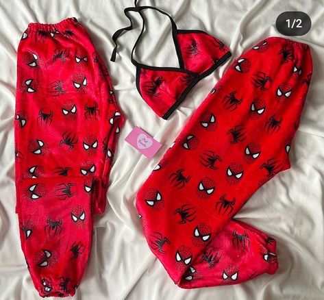 Spiderman Pajamas, Christmas Ootd, Couple Fits, Couple Pajamas, Cute Pjs, Mode Zara, Cute Pajama Sets, Cute Couple Outfits, Cute Relationship Photos