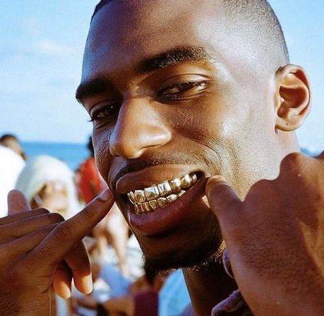 Gold Teeth Grills, Mouth Grills, Grillz Teeth, Diamond Grillz, Gold Grill, Diamond Teeth, Gold Grillz, Grills Teeth, Boys Don't Cry