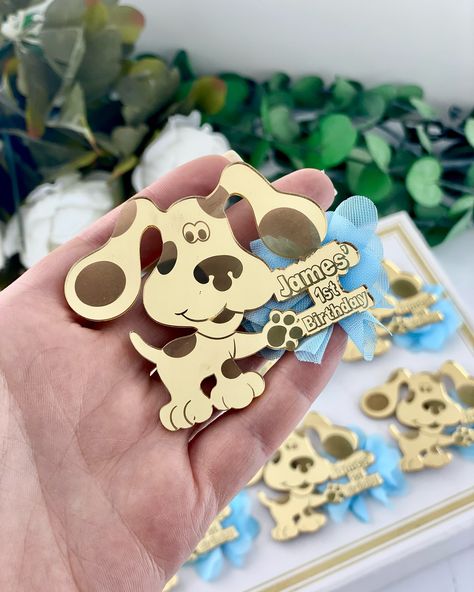 Celebrate your little detective’s big day with our Blue’s Clues Baby Boy Favors! These adorable Blue’s Clues magnets are the perfect party favors for a Nickelodeon-themed birthday. Ideal for a first birthday or any Blue’s Clues-inspired event, these personalized favors will bring a smile to every guest’s face. 🐾 Don’t miss out on adding a touch of Blue’s Clues fun to your party! 🎉 🔗 Tap the link in our profile to shop now and make your celebration truly special! #BluesCluesParty #Nickelode... Blues Clues Party Favors, Personalised 1st Birthday Gifts, Baby Boy Favors, Custom Character, Blue's Clues, Blue’s Clues, 1st Birthday Gifts, Blues Clues, Personalized Favors