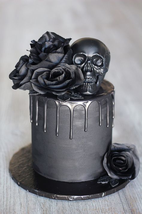 Small Goth Wedding Cake, Skull Birthday Party Ideas, Rip 30th Birthday Cake, Gothic Cake Ideas, Halloween Birthday Cakes For Women, Gothic Cake Birthday, Rip Twenties Birthday Cake, Emo Birthday Cake, Skull Cake Ideas