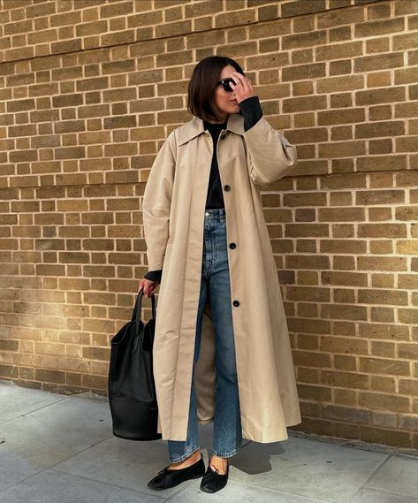 All posts • Instagram Architect Ootd, Oversized Trench Coat Outfits, Fall Trench, Le Catch, Chic Fall Fashion, Trench Coat Outfit, Coat Outfit, Event Outfit, Mode Ootd