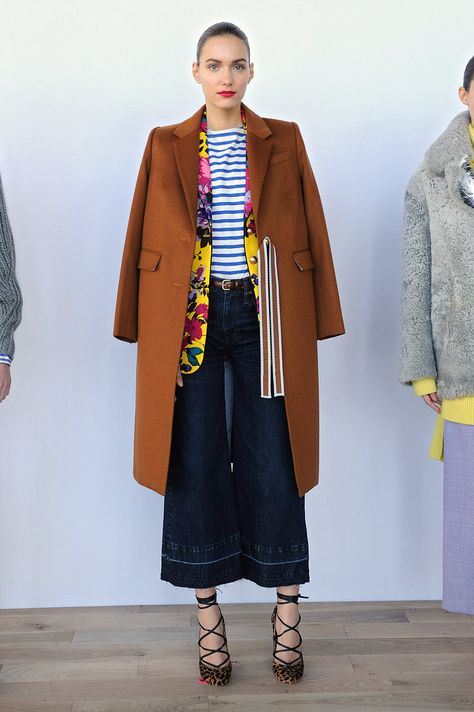 J Crew Fall, Jcrew Fall, Bright Outfits, Popsugar Fashion, Parisian Chic, Fashion Mode, Fall 2016, Looks Style, Look Chic