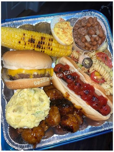 #follow #foodie #foodporn #food #dinner #lunch #blogging #blogger #blog Bbq Plate Black People, Bbq Black People, Foods To Grill Outside, Party Menu Ideas Birthday, Black People Cookout Food, Cookout Food Black People, Picnic Food Ideas Black People, Bbq Food Ideas Party Summer, Baby Shower Food Ideas Black People