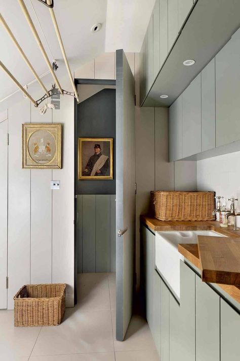 [i]The utility area is clad in tongue-and-groove panelling.[/i]  Like this? Then you'll love  [link url="http://www.houseandgarden.co.uk/interiors/utility-room-design-ideas"]Design Ideas: Utiliy Rooms[/link] Dark Victorian House, Boot Room Utility, Veranda Design, Small Utility Room, Utility Room Designs, Laundry Room Inspiration, Small Space Design, Kitchen Utilities, Boot Room