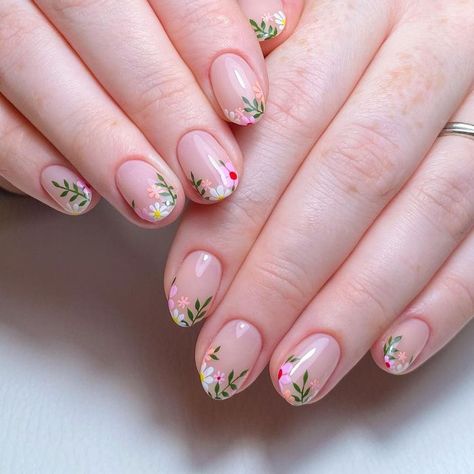 35 Pretty Natural Nail Designs Gell Nails, Natural Nail Designs, Latest Nail Trends, Cute Spring Nails, Happy Nails, Flower Nail Designs, Spring Nail Art, Oval Nails, Nail Designs Spring