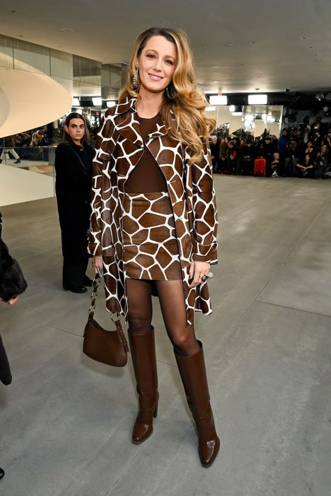 The Celebrities At The Michael Kors Fall/Winter 2024 Runway Show Served Up Endless Inspo Blake Lively Style, Michael Kors Fall, Bodycon Outfits, Rachel Brosnahan, Net Dress, Black Bandeau, Katie Holmes, Giraffe Print, Petite Women