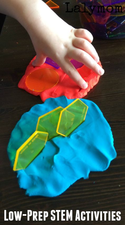 Easy quick STEM activities for kids. Great for older toddlers, preschoolers and kindergartners. Sensory Stem Activities, Infant Stem Activities, Toddler Stem Activities, Stem Activities For Toddlers, Prek Science, Toddler Stem, Homeschool Stem, Stem Activities For Kids, Stem Activities Preschool