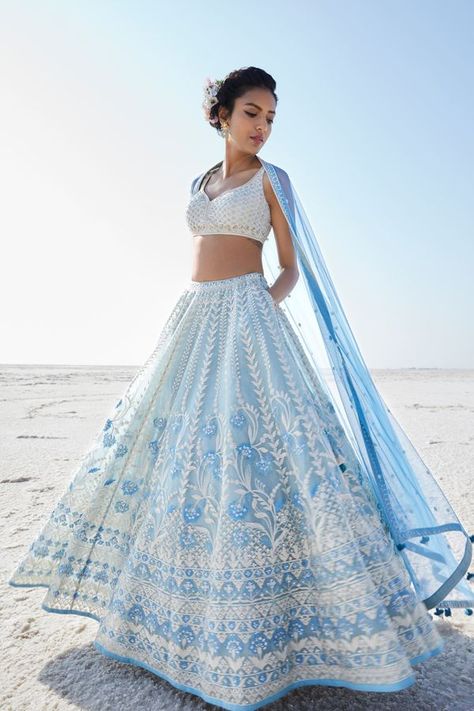 Pengantin India, White Lehenga, Indian Outfits Lehenga, Wedding Lehenga Designs, Perhiasan India, Bridal Lehenga Collection, Anita Dongre, Designer Bridal Lehenga, Gaun Fashion