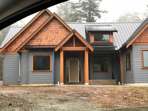 grey exterior cedar trim and white windows Gray House With Cedar Accents, White House Black Trim Cedar Accents, House Black Trim, White House Black Trim, Dark Grey Houses, Gray House Exterior, Grey House, Cabin Exterior, Cedar Homes