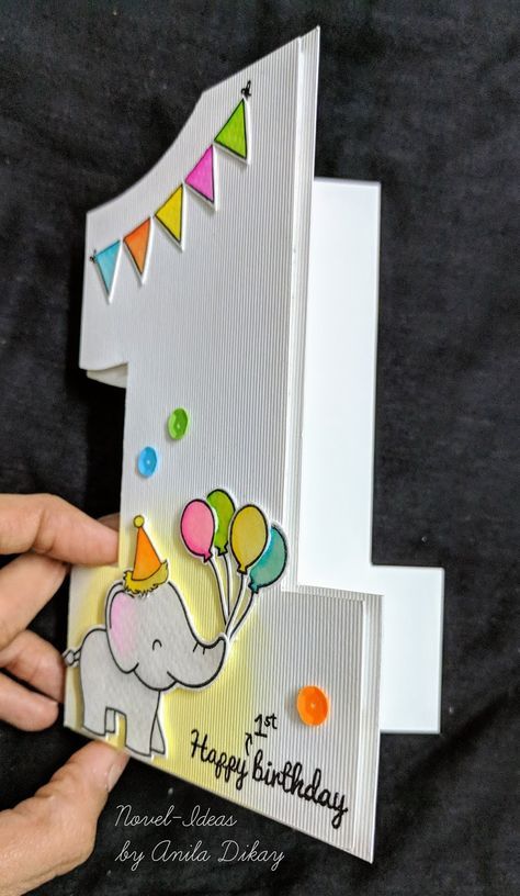 Baby Birthday Card, Creative Birthday Cards, Baby Cards Handmade, Idee Cricut, First Birthday Cards, Novel Ideas, Birthday Card Craft, Math Challenge, Happy 1st Birthday