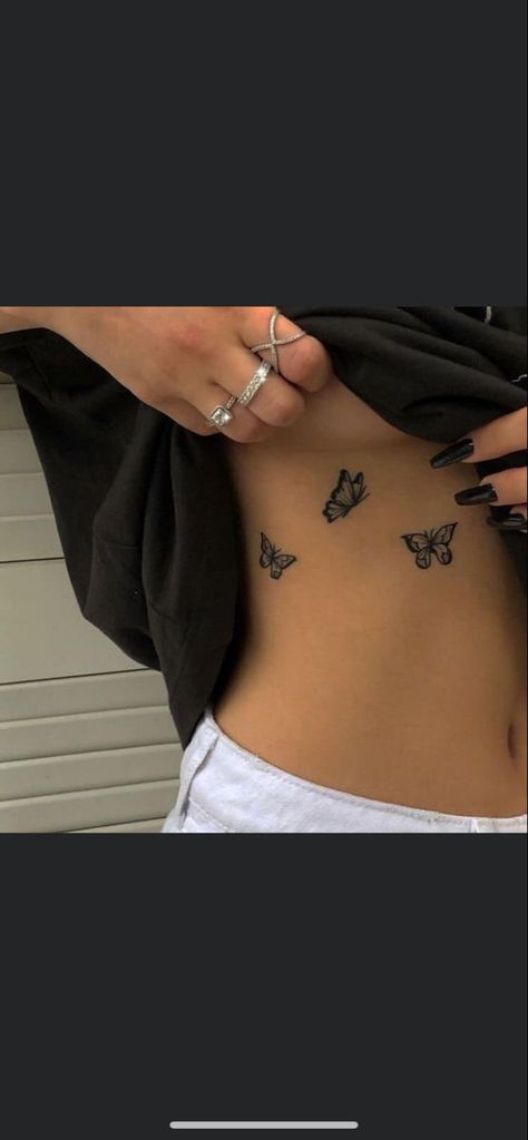 Baddie Rib Tattoo, Pretty Rib Tattoos For Women, Best First Tattoo Ideas For Women, Small First Tattoo Ideas Meaningful, Simple First Tattoos For Women, First Tattoo Ideas For Women Small, Cute Rib Tattoos For Women, First Time Tattoo Ideas Woman, Tattoos For Women Ribs