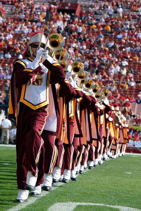 USC Trojan Marching Band: Trombones Marching Band Aesthetic Trombone, Usc College, Usc Trojans Football, Trojans Football, Usc Football, D D Classes, Drum Major, Band Nerd, Usc Trojans