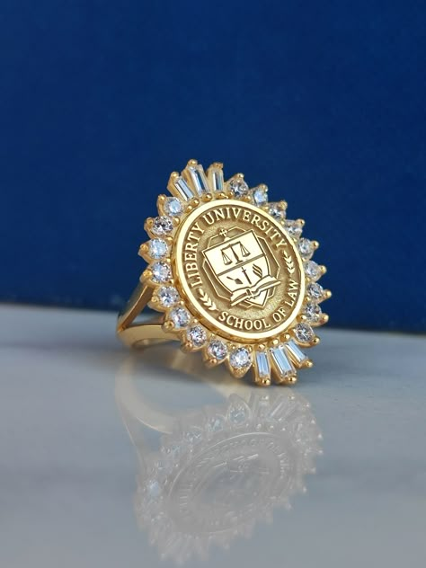 College Class Ring, Grad Rings, Rare Rings, Graduation Rings College, Class Rings College, College Ring, University Rings, Class Rings High School, Graduation Ring