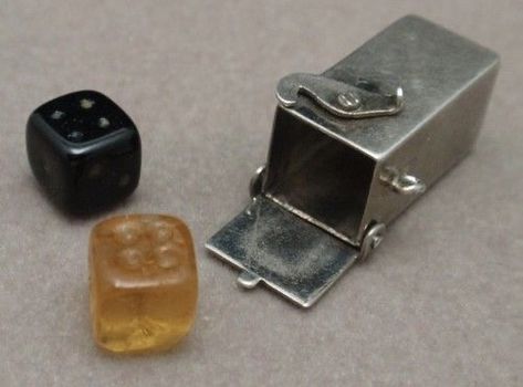 Vintage Dice, Dice Box, Silver Box, Metal Box, Your Mom, Vintage Charms, For Friends, Silver Charms, Silver Bracelets