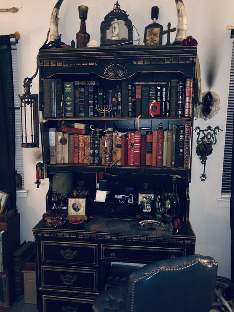 Void Goddess, Apothecary Bedroom, Gothic Bookshelves, Witchy Room Aesthetic, Speakeasy Theme, Dark Academia Interior, Gothic Library, Apothecary Decor, Curio Cabinet Decor