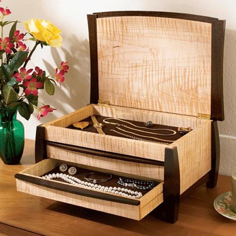 A Gem of a Jewelry Box Woodworking Plan, Gifts & Decorations Boxes & Baskets Jewelry Box Plans, Woodworking Basics, Wood Crafting Tools, Wood Store, Wood Magazine, Woodworking Box, Jewelry Box Diy, Small Woodworking Projects, Woodworking Plans Diy