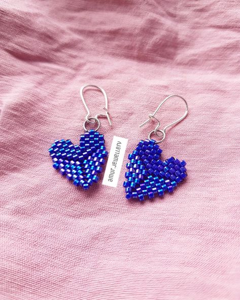 Brick Stitch Heart, Brick Stitch Pattern Earring, Beautiful Beaded Earring, Beaded Jewelry Earrings, Beading Jewelery, Brick Stitch Earrings, Brick Stitch Pattern, Seed Bead Patterns, Beaded Crafts