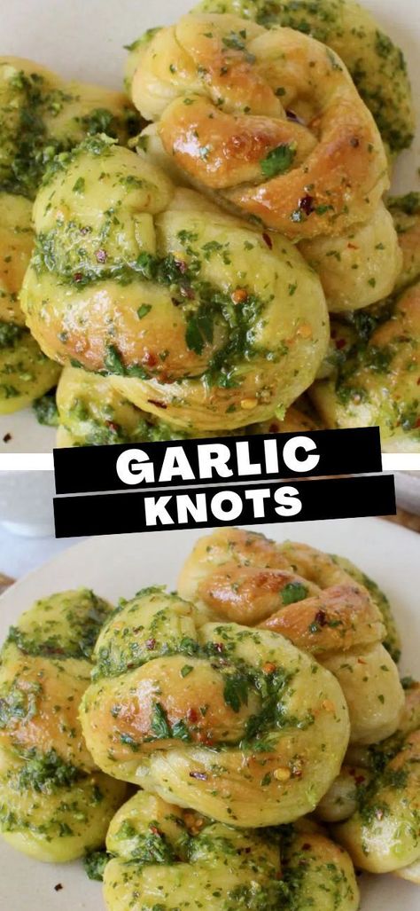 Garlic Knots Recipe From Scratch, Garlic Knots Pizza Dough, Homemade Italian Pizza Dough, Homemade Garlic Knots, Olive Oil Sauce, Italian Pizza Dough Recipe, Best Pizza Dough Recipe, Garlic Knots Recipe, Garlic Pizza