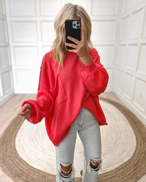 t r a n s i t i o n pieces we HAVE to have 🛍️ Long Sleeve Outfit Ideas, Outfits With Sweaters, Fair Fits, Over Size Sweater, Romper Fall, Trendy Mom Outfits, Boutique Outfits, Store Photos, Over Size