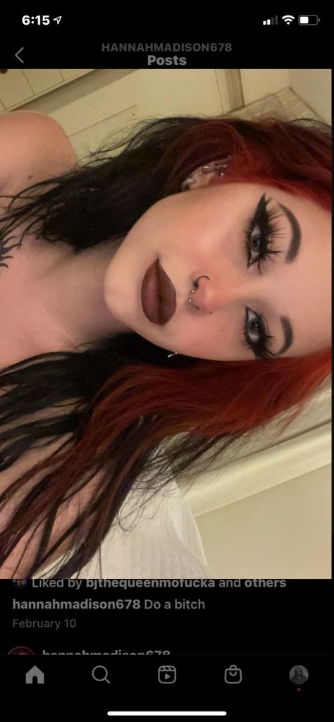 Emo Rock Makeup, Classy Emo Makeup, Makeup Edgy Grunge, Red Makeup Looks Grunge, Hot Grunge Makeup Looks, Makeup Looks For Dark Red Hair, Simple Alternative Makeup Looks, Emo Red Makeup Looks, Red Hair Goth Makeup