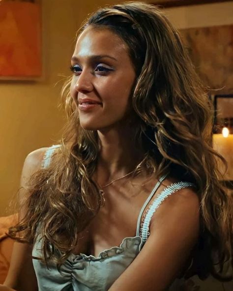 2000s Layers, Long Layered Curly Hair, Jessica Alba Hair, Good Luck Chuck, Layered Curly Hair, Hair Color Auburn, Jessica Alba, Hair Looks, To Meet