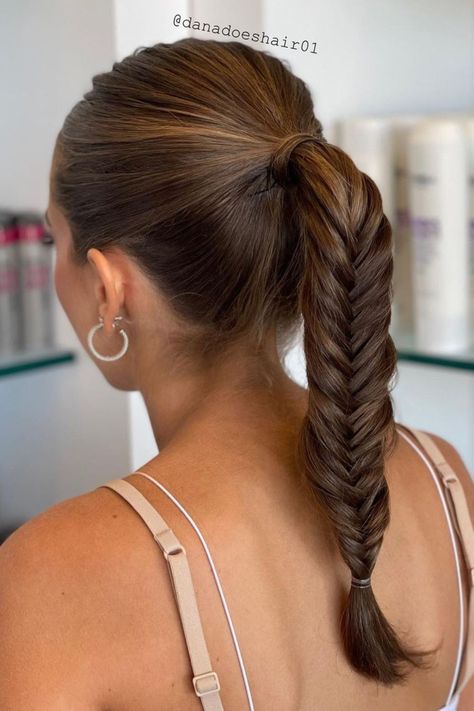 30 Easy and Cute Hairstyles You Can't Resist Slick Back Hairstyles With Braid, French Braid From Front View, Slick Back Braid Hairstyles, Fishtail Braids Hairstyles, Ponytail With Fishtail Braid, Cute Hairstyles Quick, Ponytail Fishtail Braid, Fishtail Braid Ponytail, Fish Tail Braids