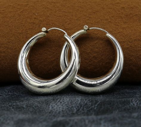 925 sterling silver handmade hoops kundal earring , amazing customized unisex jewelry from India, best brides maid customized jewelry. Metal-925 sterling silver. Item type-Hoops earring. Weight-16.930 grams approx. Height-4.0 centimeters. Width-4.0 cm. Thickness-9 mm approx. Stamped-925. Makes excellent gifting for birthday, Christmas day, valentines day, wedding, anniversary, mother's day. Earrings Pretty, Belly Dance Jewelry, Handmade Hoop Earrings, Dance Jewelry, Customized Jewelry, Jewelry Metal, Hoops Earrings, Silver Anklets, Funky Jewelry