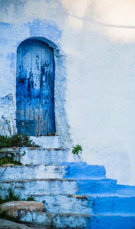 Wooden Door Design, Cool Doors, 수채화 그림, Blue Door, Old Doors, Unique Doors, Beautiful Doors, Foto Inspiration, The Doors