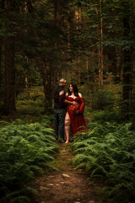 Spooky Fall Maternity Photos, Moody Fall Maternity Pictures, Spooky Pregnancy Photoshoot, Pnw Maternity Photos, Maternity Photo Shoot Poses Mom, Forest Maternity Pictures, Woodsy Maternity Photos, Forrest Maternity, Alternative Maternity Shoot