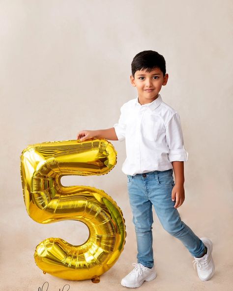 ❤️ From capturing when he was two years old to celebrating his fifth, it's been a joy to witness this little one grow. Feeling honored to capture these beautiful family moments again. Here's to many more milestones! #toddlerphotography #kidportraits #familyphotography #kidphotoshootideas #babyboy #toddlerphotoshootpune #familygoals #milestone Concept & Photographer: Vaishali Harip For more such stories stay tuned on https://www.facebook.com/VaishaliHaripPhotography/ Or https://www.instagr... Toddler Photoshoot, Simple Birthday Decorations, Toddler Photography, Simple Birthday, Kids Photoshoot, Family Moments, Two Year Olds, Family Goals, Kids Portraits