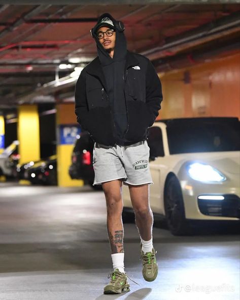 Nba Fashion Outfits Street Styles, Vintage North Face, Jordan Poole, Outfit Cool, Nba Outfit, Mens Shorts Outfits, Nba Fashion, Black Men Street Fashion, Dope Outfits For Guys