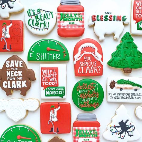 Griswold Family Christmas Party, Christmas Sugar Cookie Designs, Christmas Cookie Icing, Elf Home, Flooding Cookies, Griswold Family Christmas, Crazy Cookies, Sugar Cookie Designs, Xmas Cookies