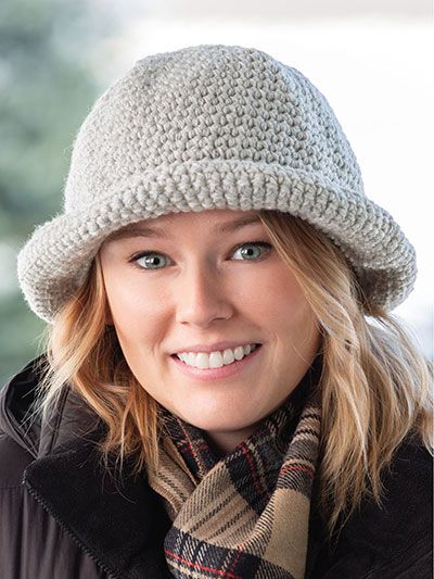 Free Crochet Pattern For Ladies Hat, 70’s Crochet Hats, Knitted Ladies Hats, Crusher Hat Pattern Free, Crocheted Fedora Hat Free Pattern, Crochet Crusher Hat Free Pattern, Crochet Beach Hat, Crochet Bowler Hat, Crochet Cloche Hat Free Pattern