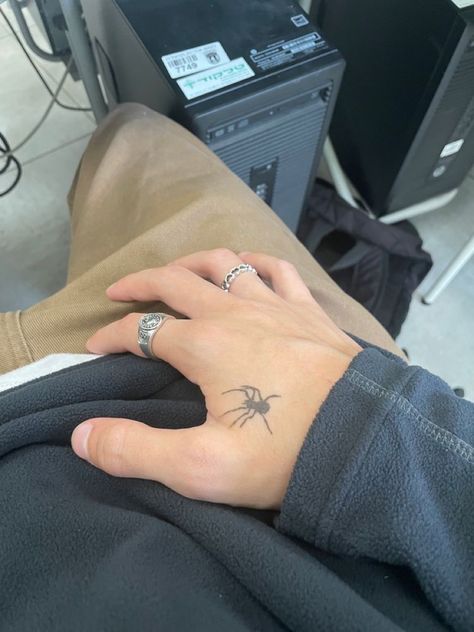 Wrist To Hand Tattoo Men, Mini Tattoo Ideas For Men, Wrist Men Tattoo, Tattoo Wrist Men, Grunge Tats, Cybergilism Tattoo, Men Small Tattoo Ideas, Wrist Tattoo Small, Men Hand Tattoo