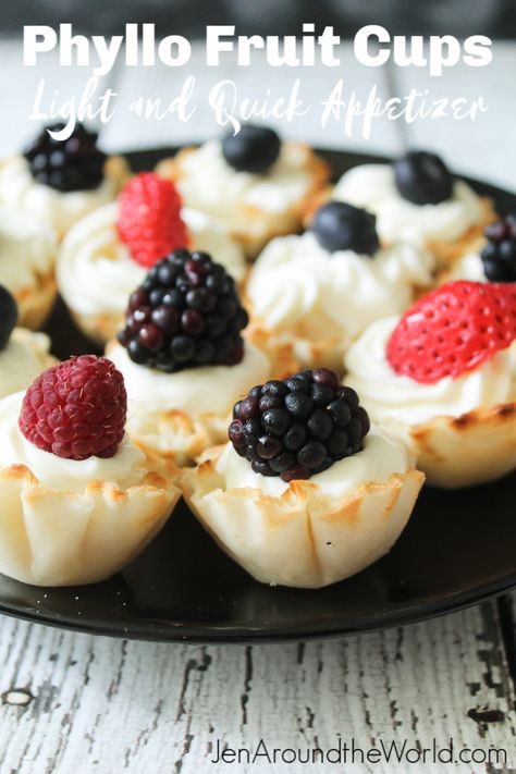 Mini Phyllo Cup Desserts, Munchie Ideas, Cup Recipes, Recipe Appetizers, Phyllo Cups, Fruit Appetizers, Quick And Easy Appetizers, Bite Size Desserts, Phyllo Dough