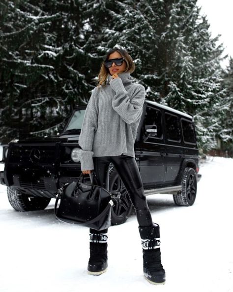 10 Ways To Style The Faux Leather Leggings From The #NSALE - Mia Mia Mine Moon Boots Outfit, Snow Boots Outfit, Mode Au Ski, Ski Trip Outfit, Apres Ski Outfits, Mia Mia Mine, Winter Outfits Snow, Perfect Winter Outfit, Mia Mia