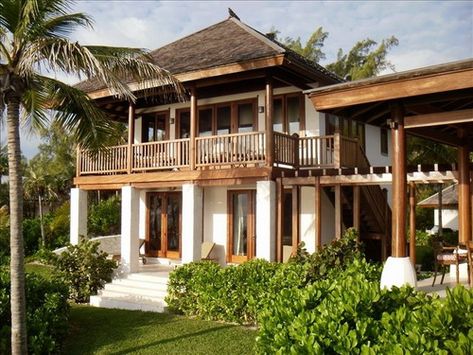 Tropical Building - Indigo, Windermere Island, Eleuthra, Bahamas Island House Tropical, Island House Exterior, Island Home Exterior, Tropical Home Exterior, Tropical Building, Kampung House, Kerala Architecture, Cafe Counter, Narrow House Designs