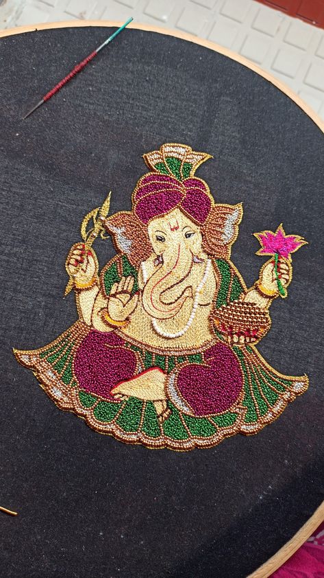 Ganpati Hand Work Design, Lord Murugan Aari Work, Creative Aari Work Designs, Ganesha Aari Work, Aari Work Ganpati Design, Ganpati Bappa Embroidery Work, Vinayagar Aari Work, Ganpati Bappa Aari Work, Ganpati Embroidery Work