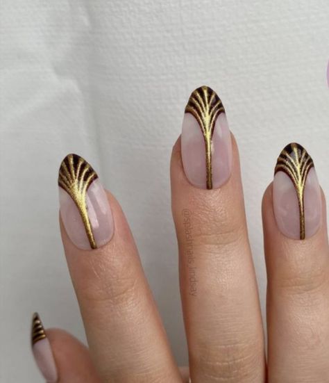 Roaring 20s Nails, 1920s Nails, Fall French Tip, Tip Nail Ideas, French Tip Nail Ideas, Deco Nails, Velvet Nails, Art Deco Nails, Short Almond