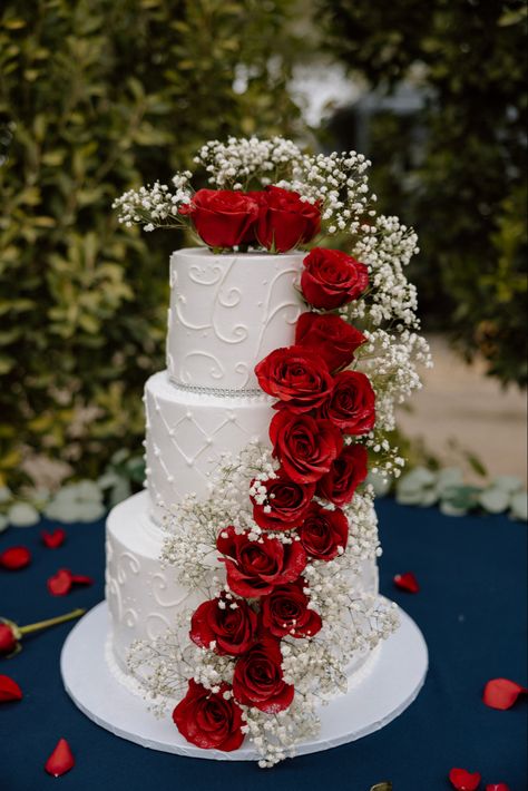 Wedding Details | ROSAS WEDDING | Elegant Wedding Decor Red Quince Cakes Small, Red Themed Wedding Cake, Cake Ideas Red Velvet, Red Wedding Cake Designs, Wedding Cakes Red And White, Black White Red Wedding Cake, Wedding Cakes Red Roses, Cake Table Wedding Simple, Wedding Decor Red And White