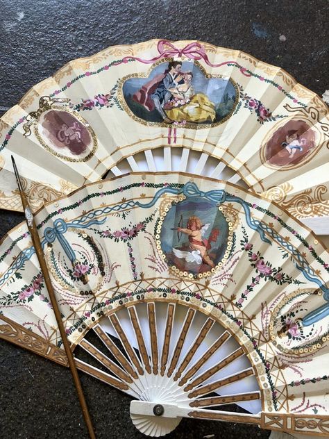 Vintage Hand Fan, Decorative Fans, Fan Hand, Painted Fan, Antique Fans, Vintage Fan, Folded Hands, Folding Hand Fan, Fan Decoration