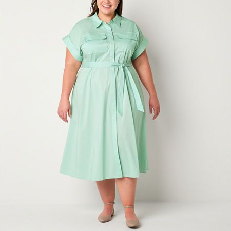 Whether you're heading to the office or a brunch date, this Worthington women's plus shirt dress has you covered. Crafted from a poplin cotton-blend in a beautiful soft green, it features a collar neck, chest pockets, short cuffed sleeves, a long length, and a tie waist to cinch it all together.Closure Type: Tie, ButtonNeckline: Collar NeckPockets: 2 Side Slip PocketsSleeve Length: Short SleeveSleeve Style: Cuffed SleeveApparel Length: 50.5 InchesDress Length: Long LengthFiber Content: 70% Cotto Plus Size Teacher Outfits, Veggie Meat, Short Sleeve Shirt Dress, 1940's Fashion, Brunch Date, Short Sleeve Dress Shirt, Collar Neck, Teacher Outfits, Dressed To Kill