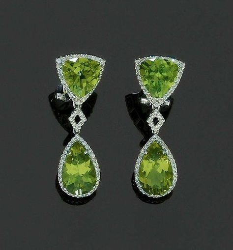 Peridot Earrings Drop, Earrings White Gold, Peridot Crystal, Peridot Jewelry, Peridot Earrings, Peridot Necklace, Emerald Diamond Ring, Peridot Stone, Precious Jewels